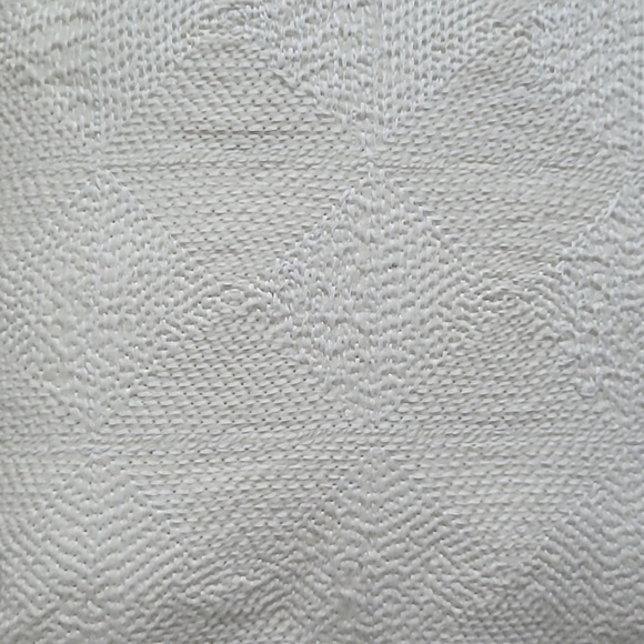 VERA WANG HOME Box Breakfast Throw Pillow FRETWORK 100% Cotton Down  12" X 16" - Picture 5 of 8